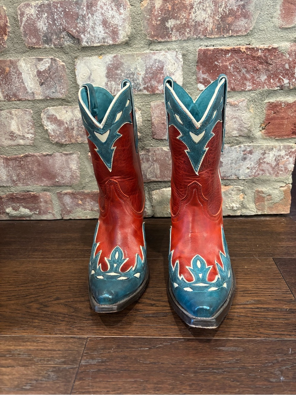 Ariat Women's Two-Tone Red, White, and blue/Teal Western Cowboy Boots